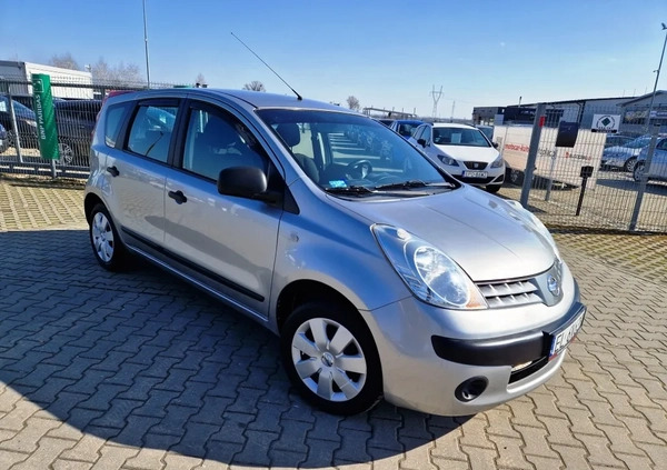 Nissan Note cena 12900 przebieg: 153000, rok produkcji 2006 z Kutno małe 631